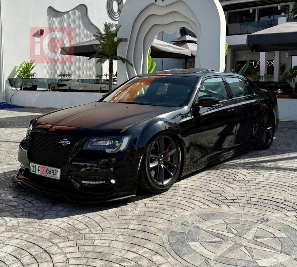 كرايسلر 300